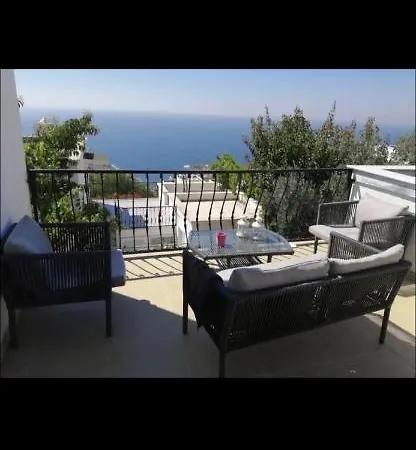 Holiday home Kizilburun'da Manzarali, Bahceli 3+1 *
